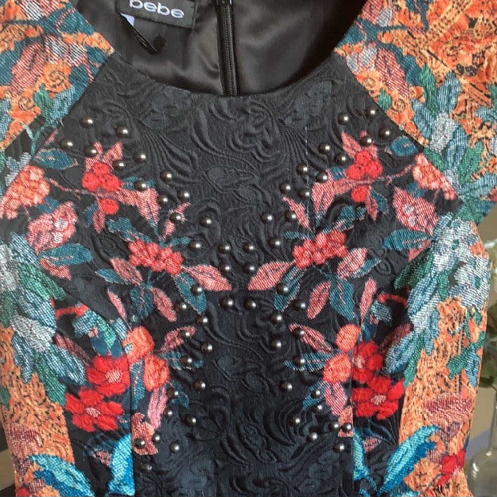 Bebe Floral Studded Cocktail Dress | Muticolor | Size 0 - Picture 4 of 6